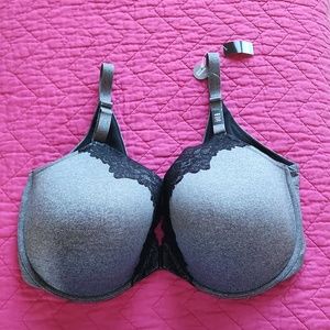 Torrid front close back smoothing t-shirt bra